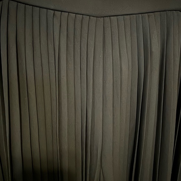 Eileen Fisher Petite Accordion Pleated Cropped Black Pant L - Picture 7 of 11